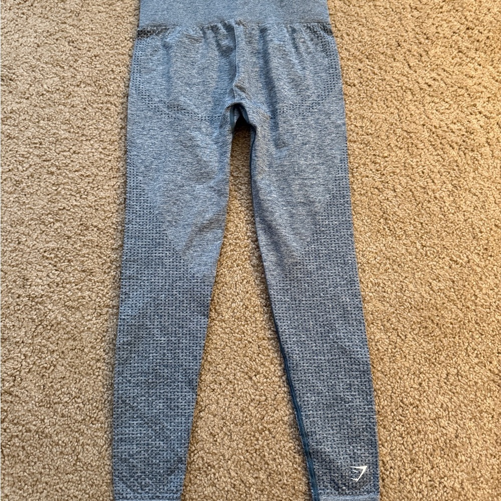 Gymshark Heather Gray Leggings - Picture 3 of 3